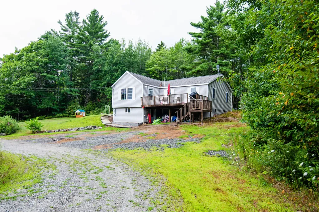 48 Branch Drive Cushing ME 04563
