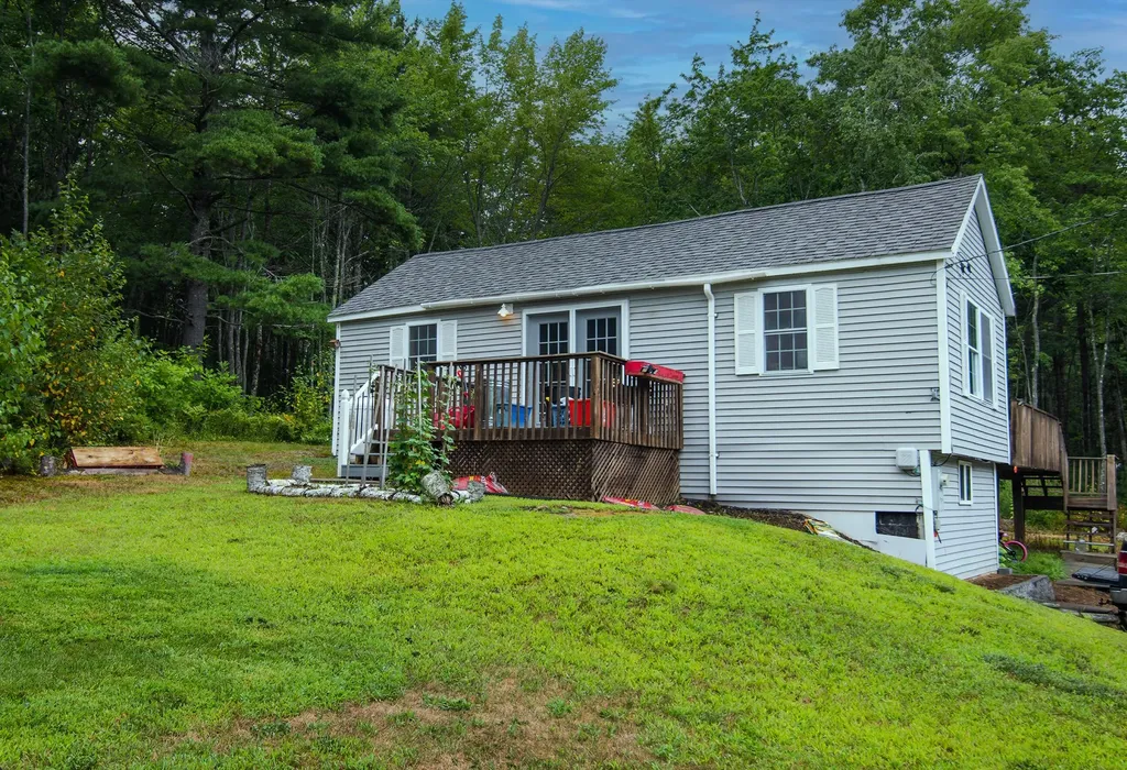 48 Branch Drive Cushing ME 04563