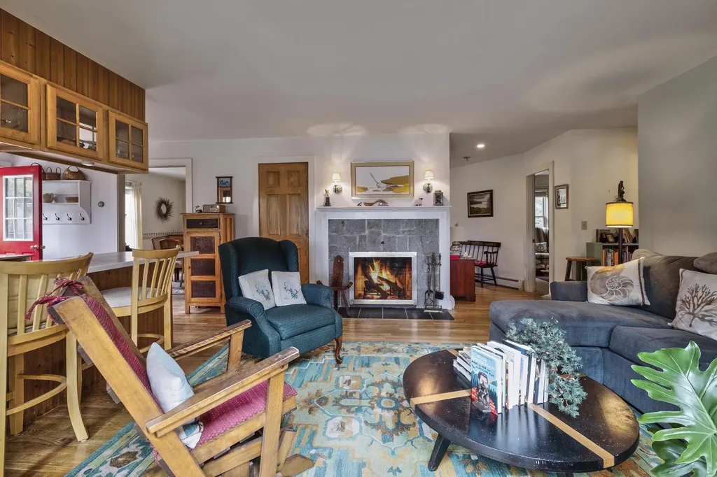 151 Cushing Road Friendship ME 04547