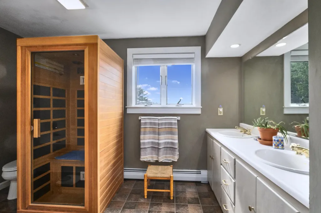 151 Cushing Road Friendship ME 04547