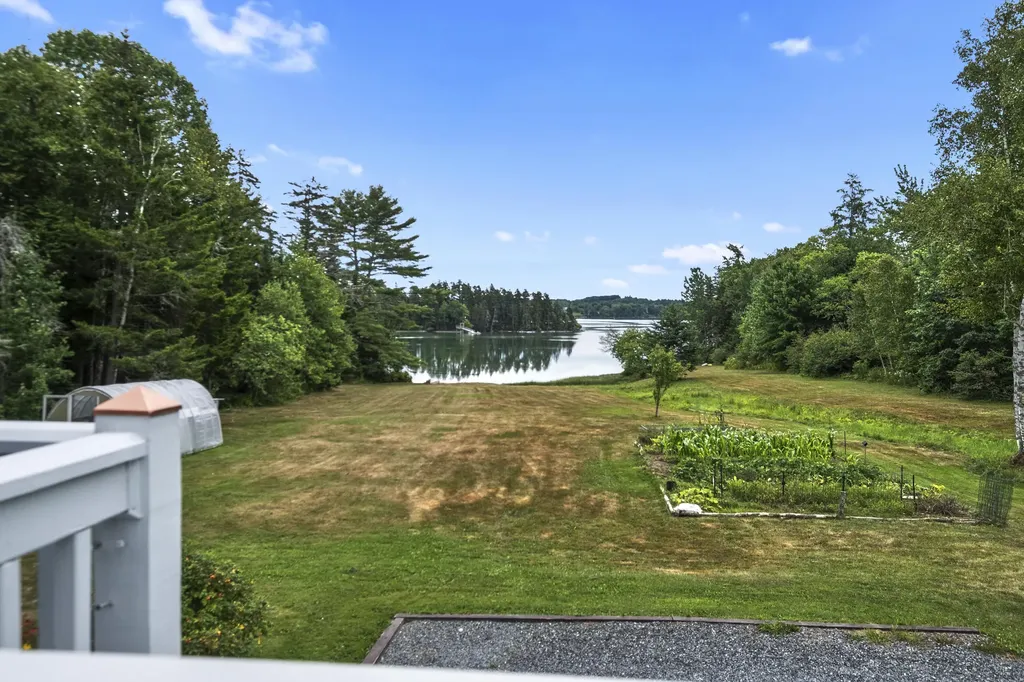 151 Cushing Road Friendship ME 04547