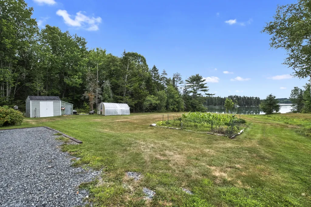 151 Cushing Road Friendship ME 04547
