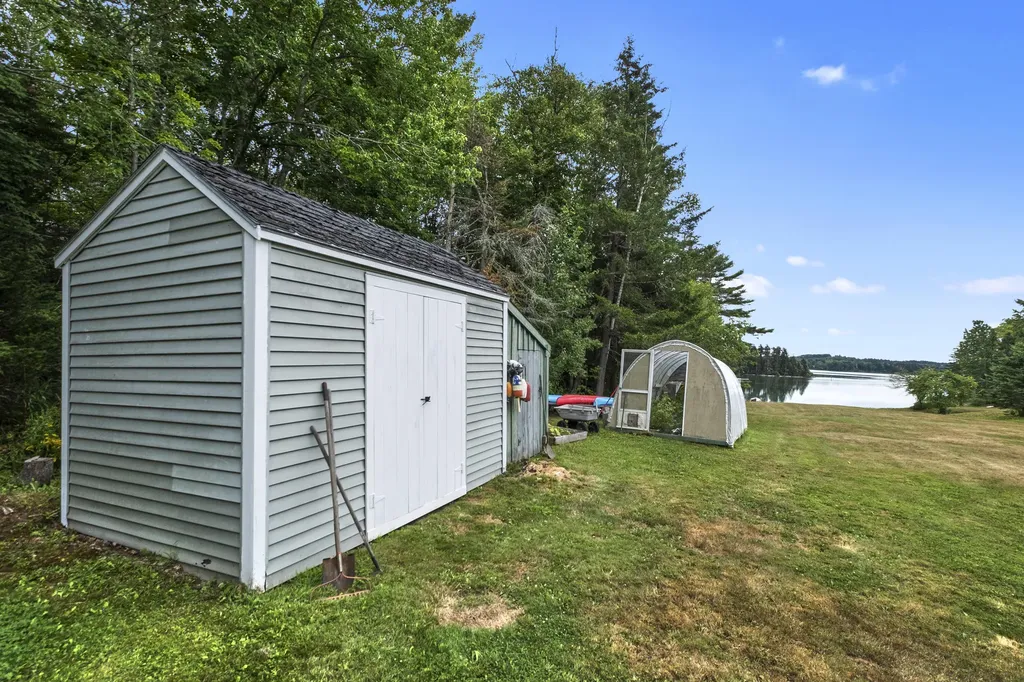 151 Cushing Road Friendship ME 04547