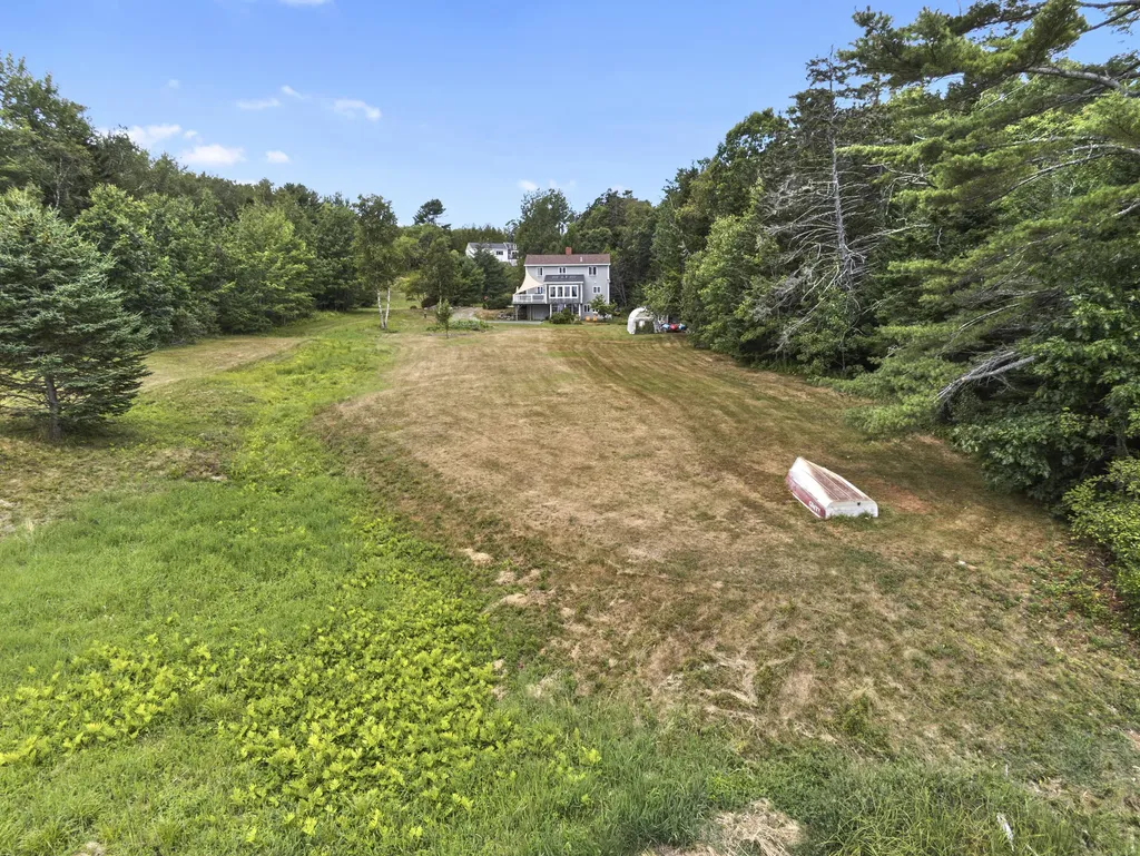 151 Cushing Road Friendship ME 04547