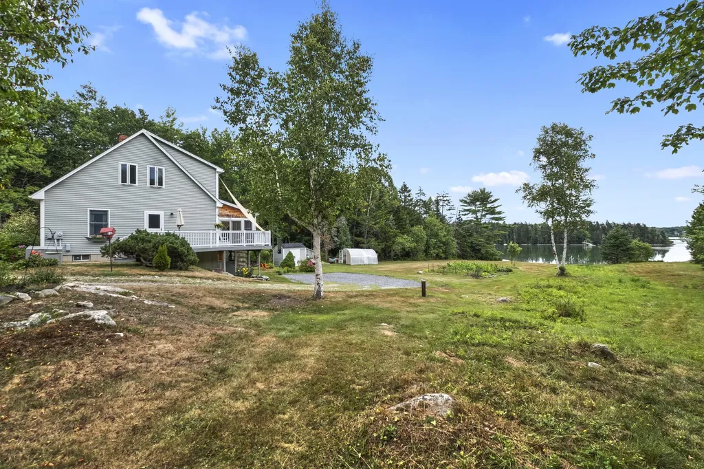 151 Cushing Road Friendship ME 04547