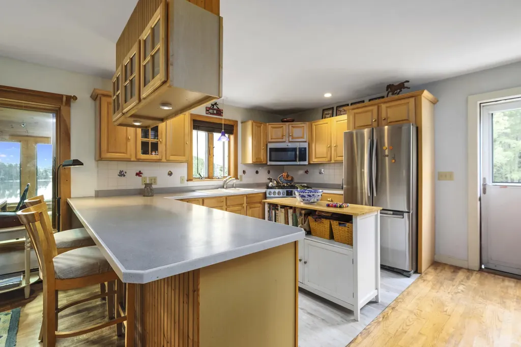 151 Cushing Road Friendship ME 04547