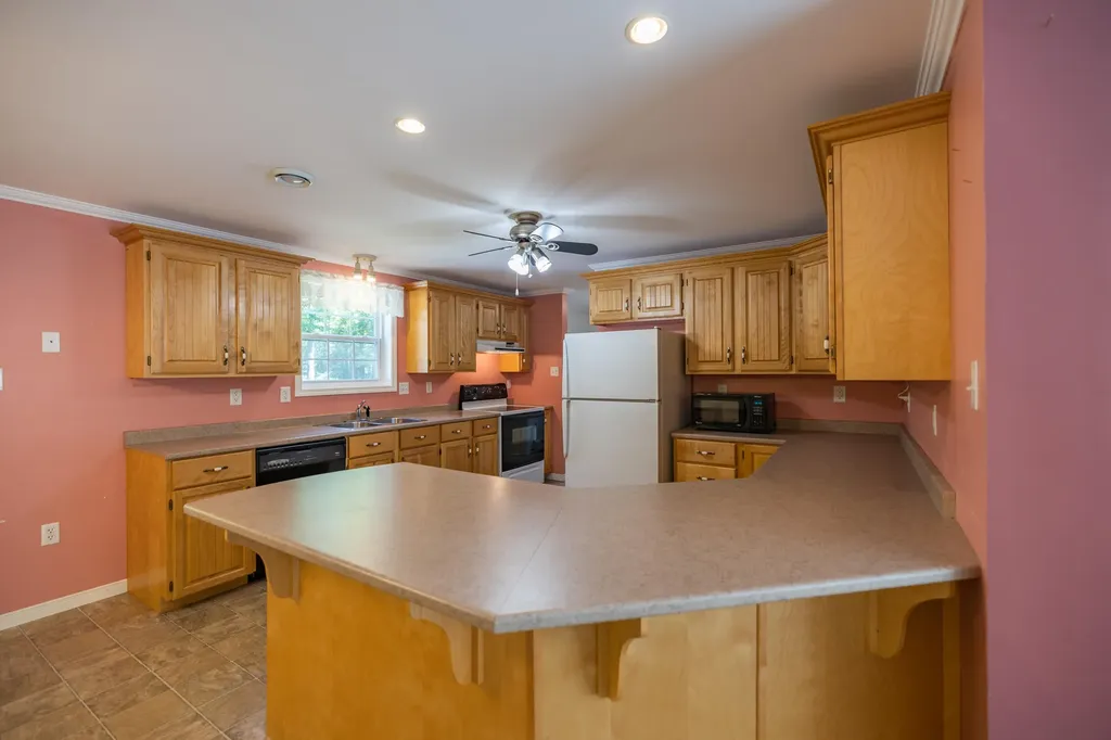 47 Spikehorn Way Turner ME 04282