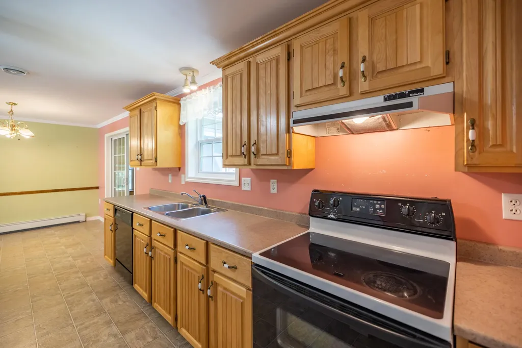 47 Spikehorn Way Turner ME 04282