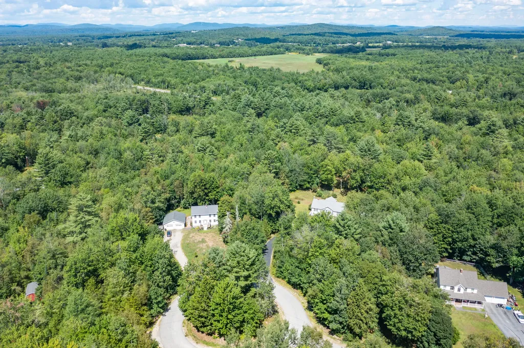 47 Spikehorn Way Turner ME 04282