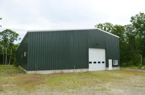 16 Chippah Way Boothbay ME 04537