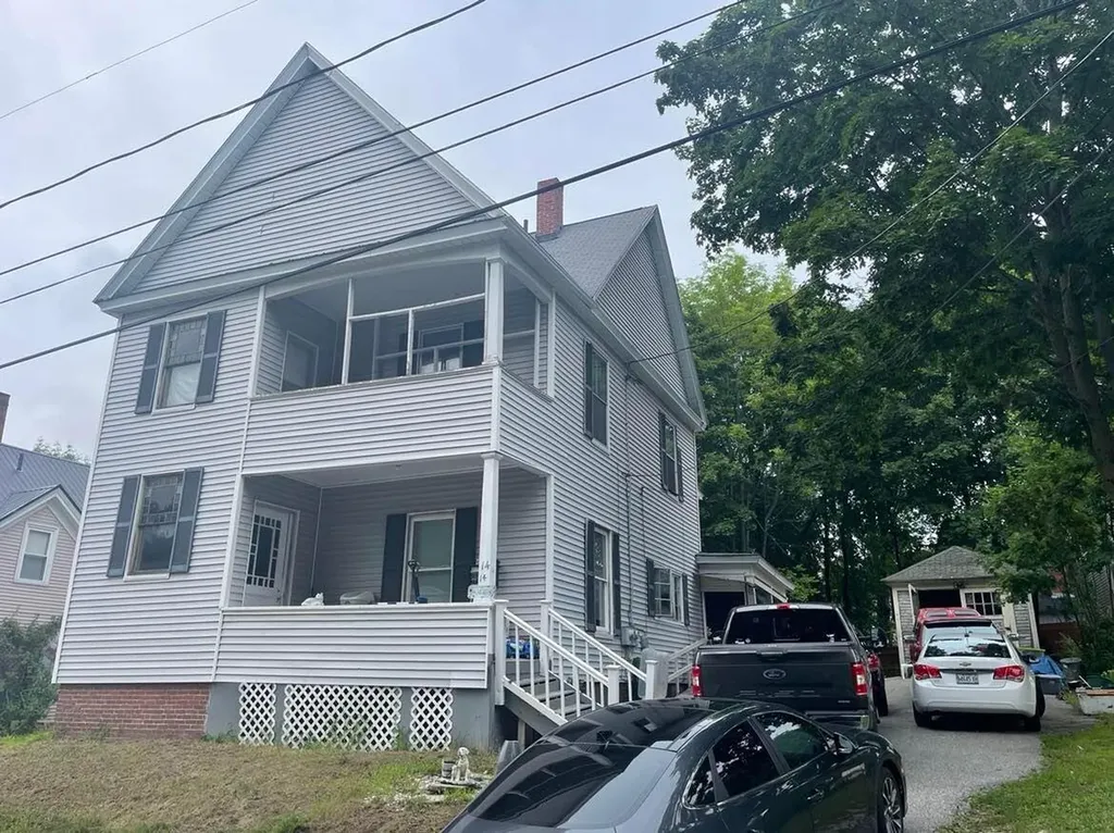 14 Fairmount Avenue Auburn ME 04210