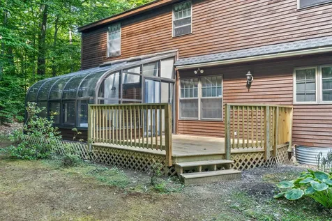 8 Susan Lane Falmouth ME 04105
