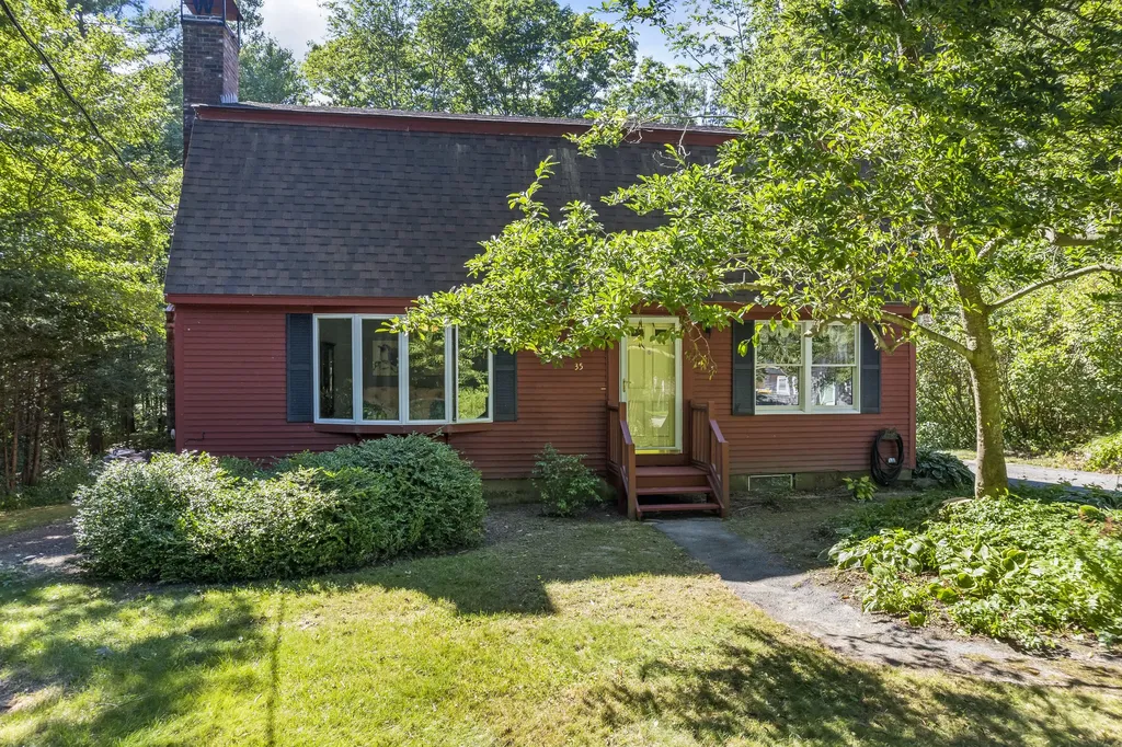 35 Foyes Lane Kittery ME 03905