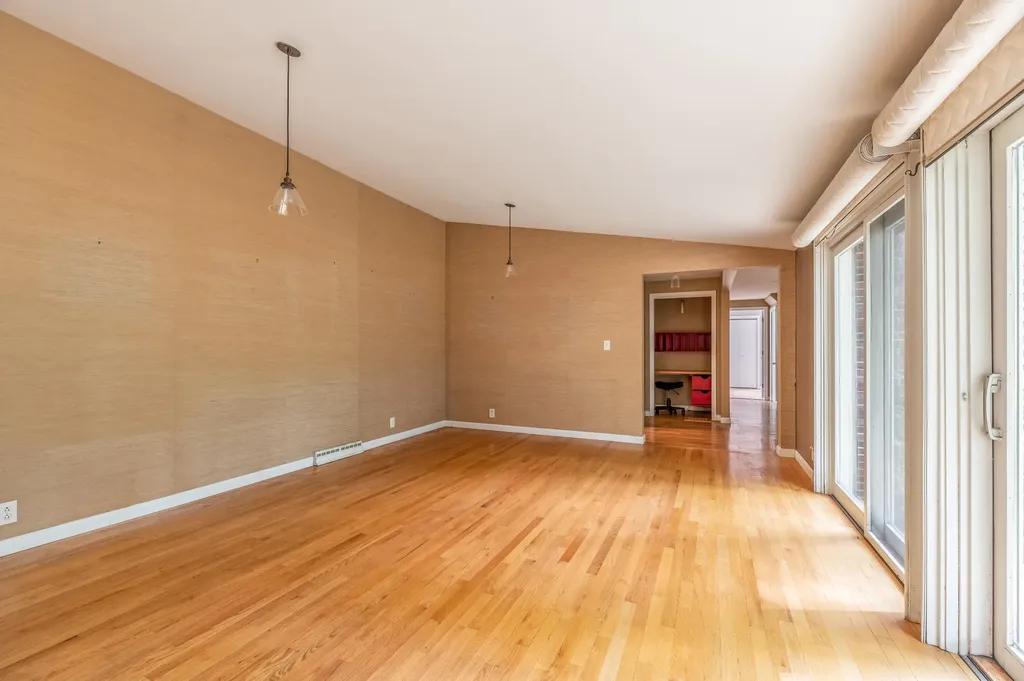5 Willow Drive Orono ME 04473