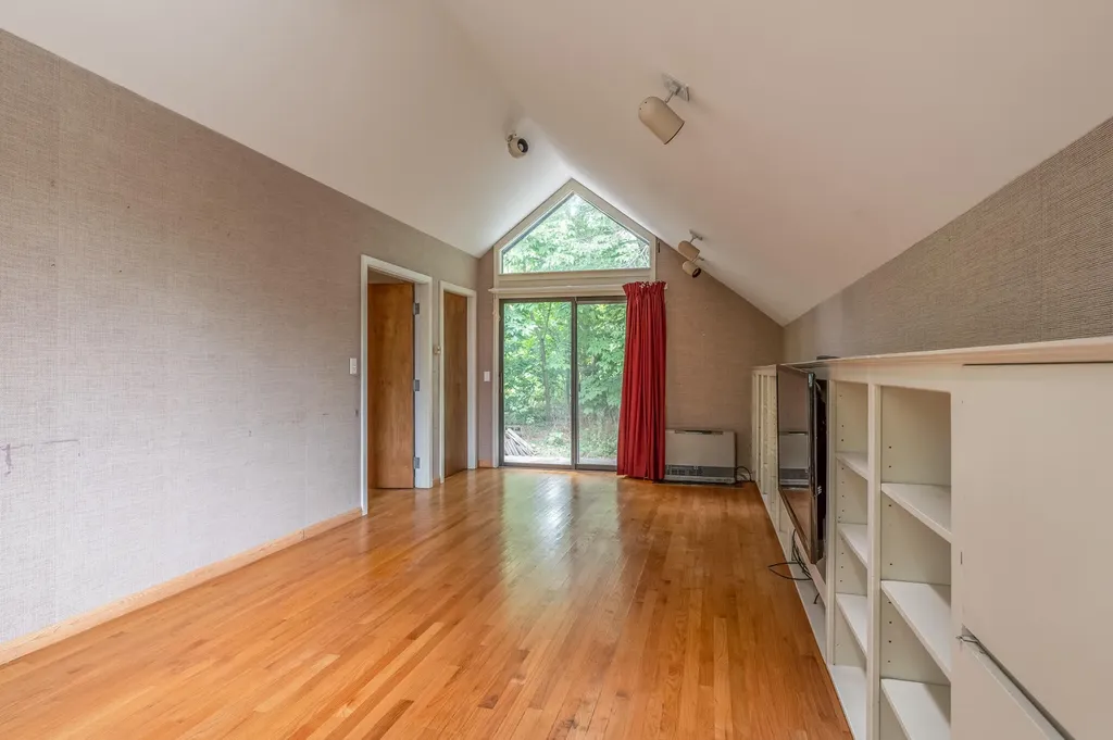 5 Willow Drive Orono ME 04473