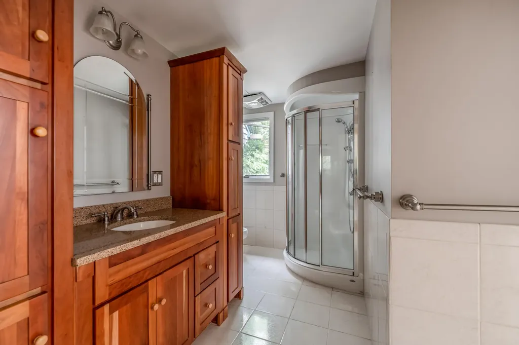 5 Willow Drive Orono ME 04473
