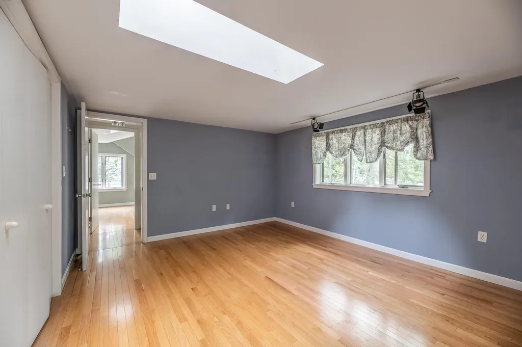 5 Willow Drive Orono ME 04473