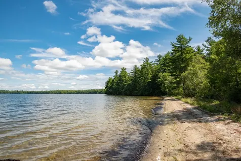 533 Route 135 Monmouth ME 04259