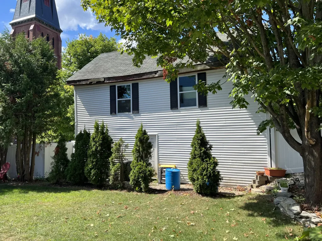 230 York Street Bangor ME 04401