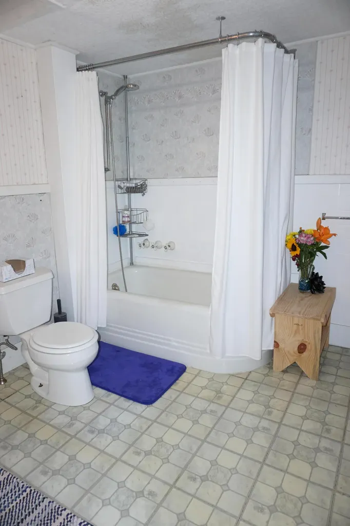230 York Street Bangor ME 04401