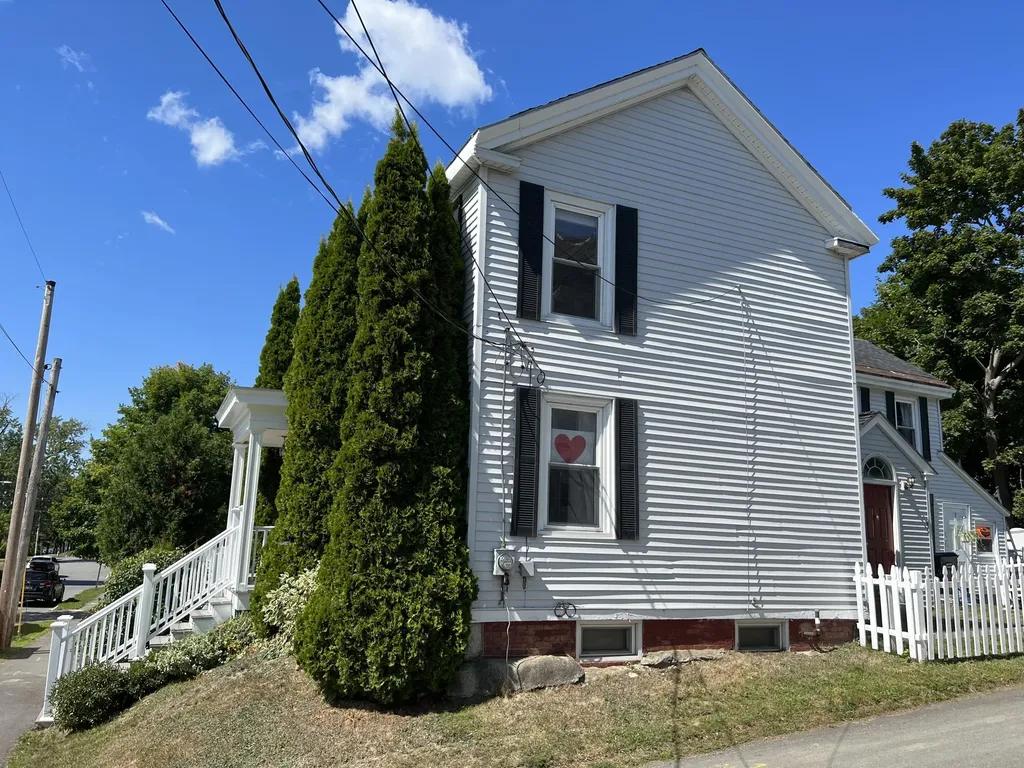 230 York Street Bangor ME 04401