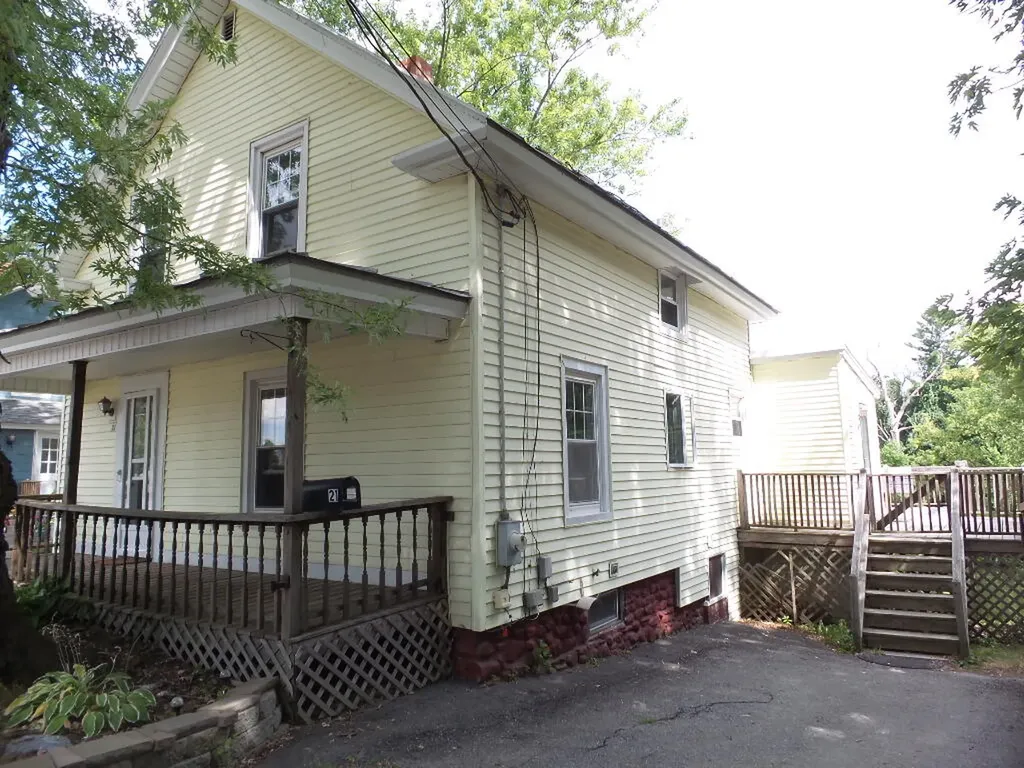 21 Messalonskee Avenue Waterville ME 04901