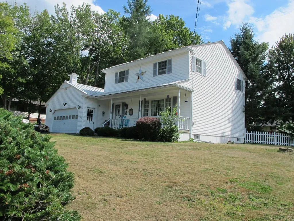 19 Fuller Drive Winslow ME 04901