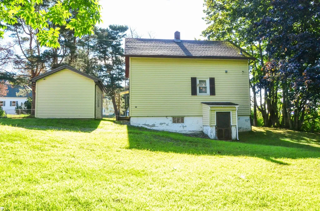 58 Lafayette Street Augusta ME 04330