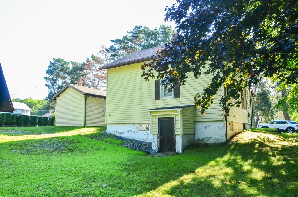 58 Lafayette Street Augusta ME 04330