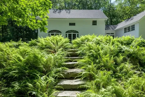 14 Old Westport Lane Blue Hill ME 04614