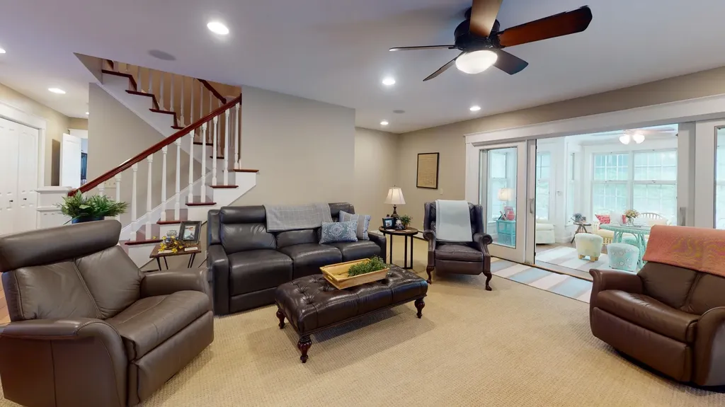 30 Hillview Lane Lewiston ME 04240