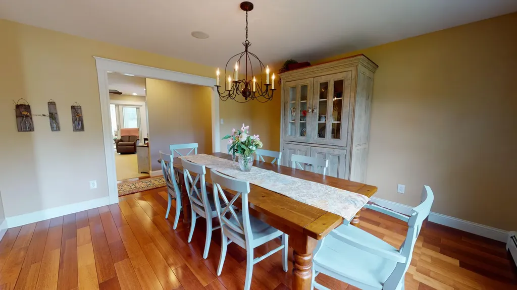 30 Hillview Lane Lewiston ME 04240