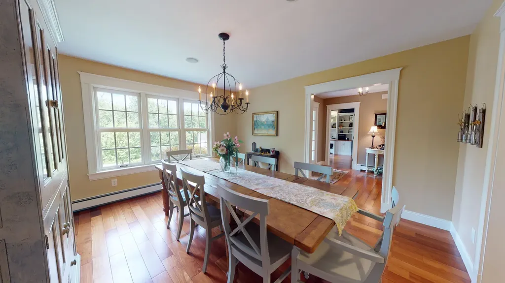 30 Hillview Lane Lewiston ME 04240