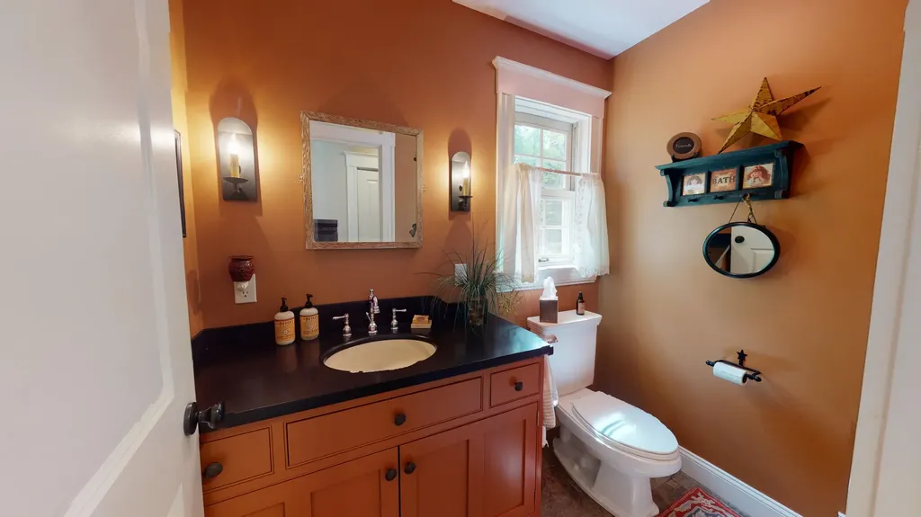 30 Hillview Lane Lewiston ME 04240