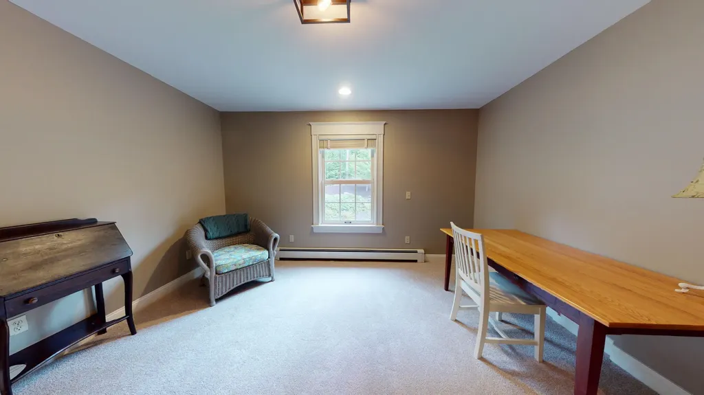 30 Hillview Lane Lewiston ME 04240