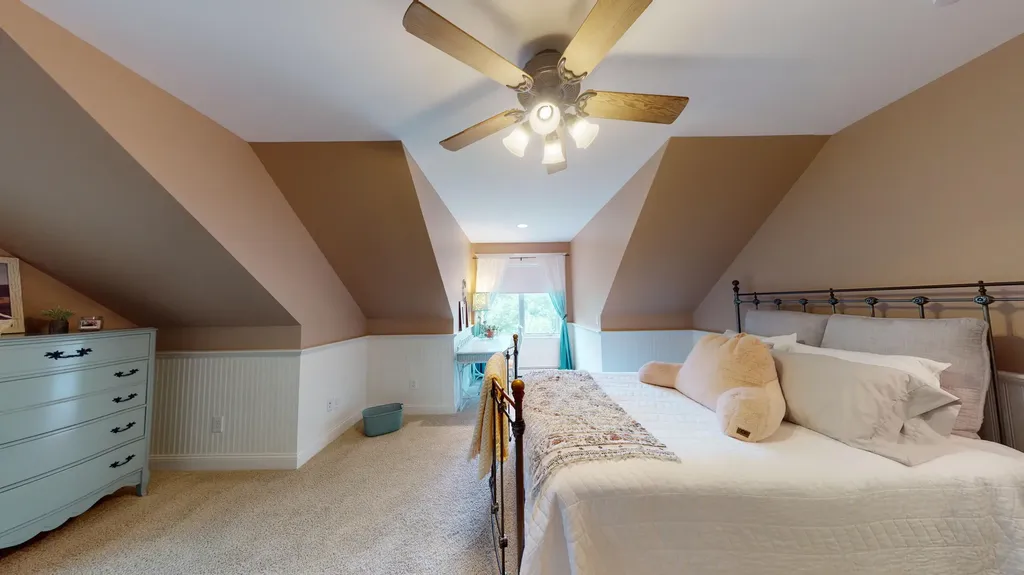30 Hillview Lane Lewiston ME 04240