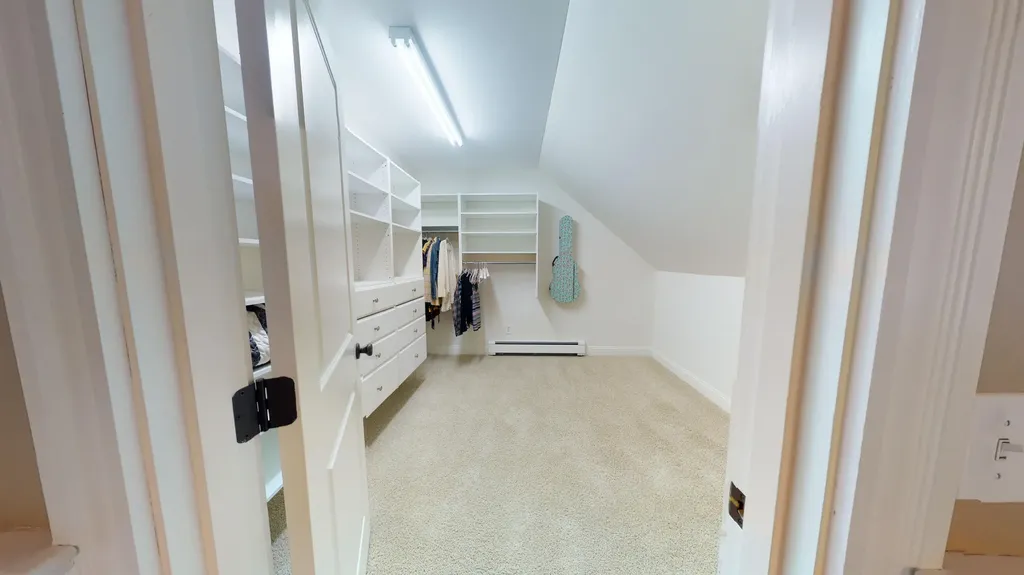 30 Hillview Lane Lewiston ME 04240