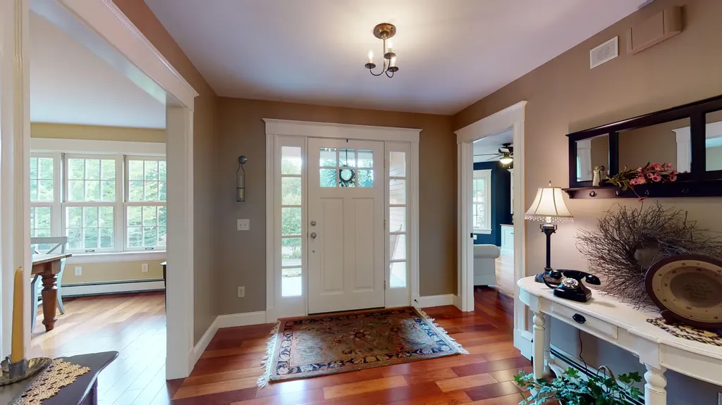 30 Hillview Lane Lewiston ME 04240