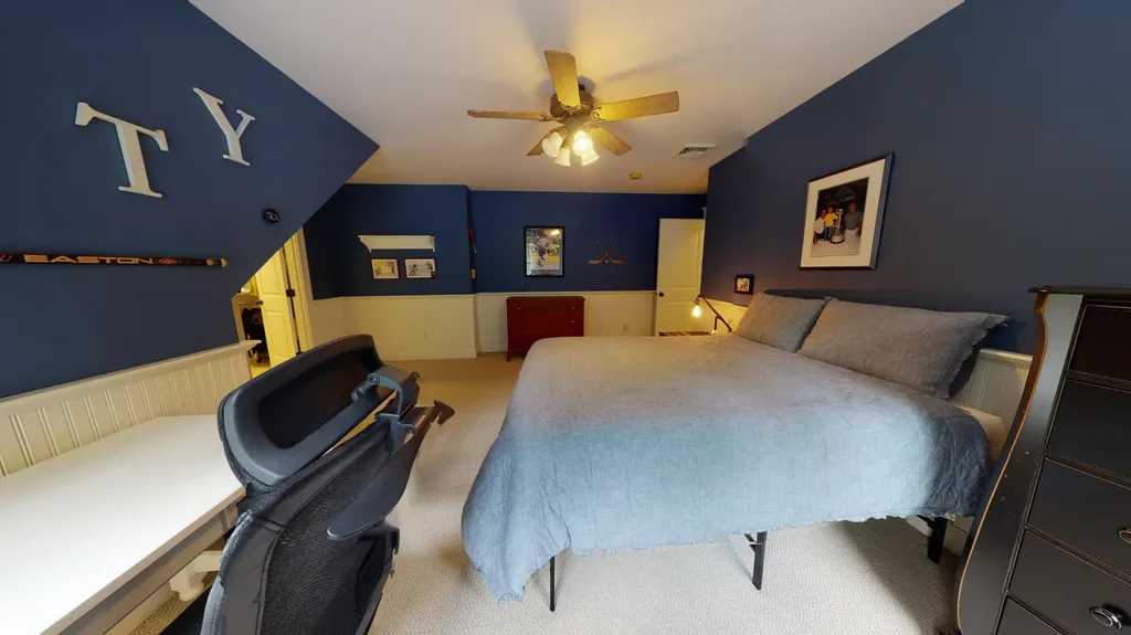 30 Hillview Lane Lewiston ME 04240