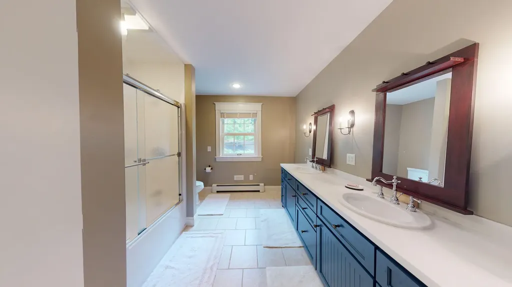 30 Hillview Lane Lewiston ME 04240