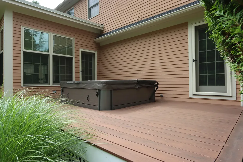 30 Hillview Lane Lewiston ME 04240