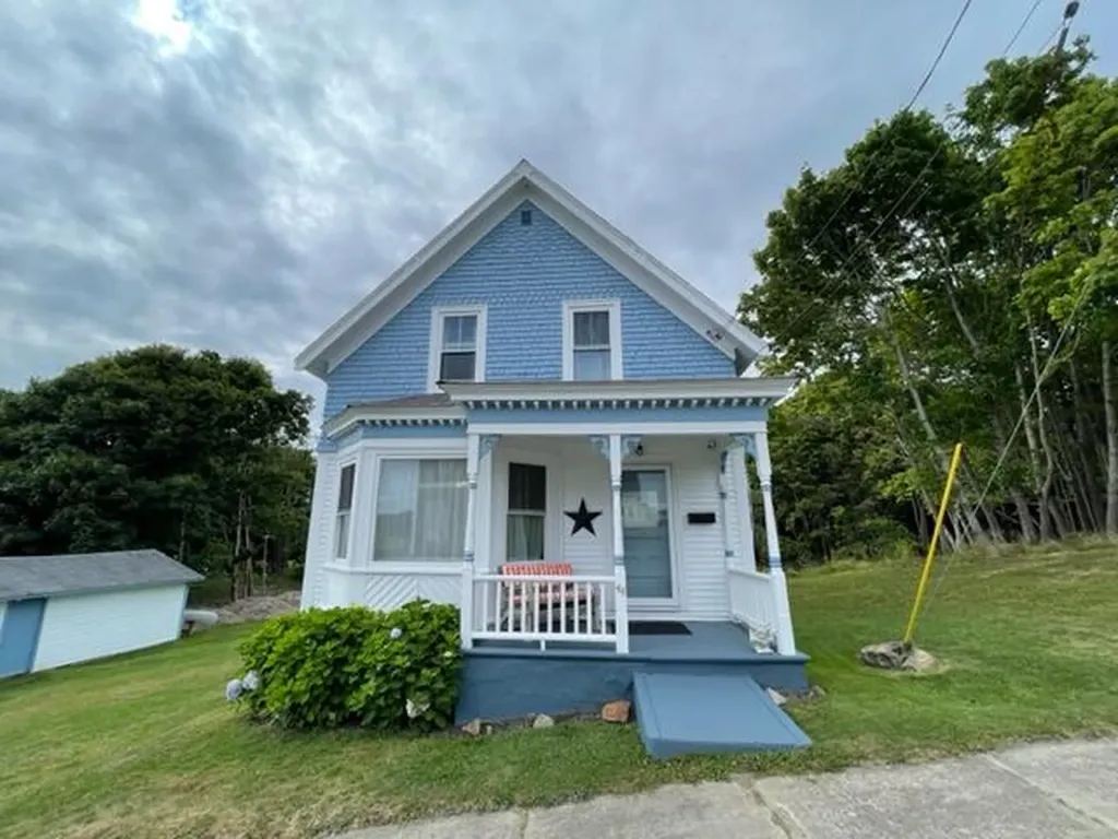44 High Street Eastport ME 04631