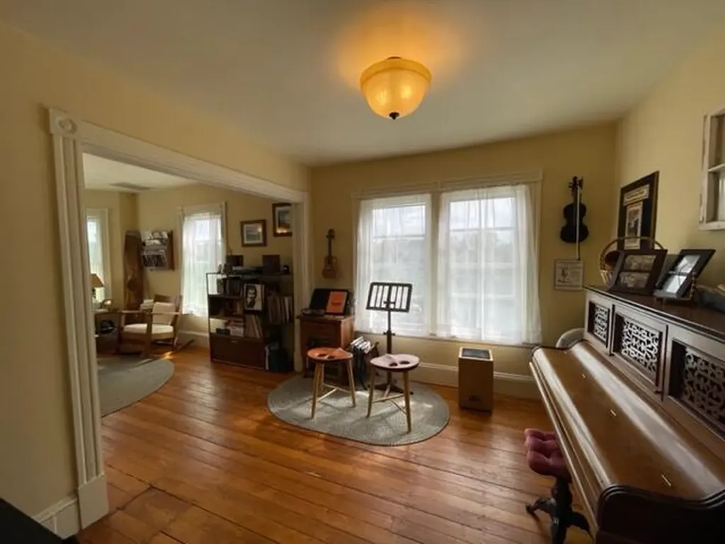44 High Street Eastport ME 04631
