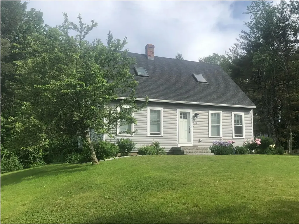 15 Glaude Avenue Biddeford ME 04005