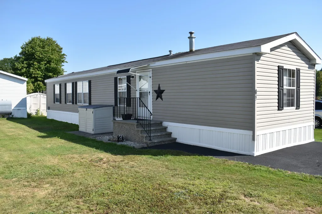 41 Blackberry Place Kittery ME 03904