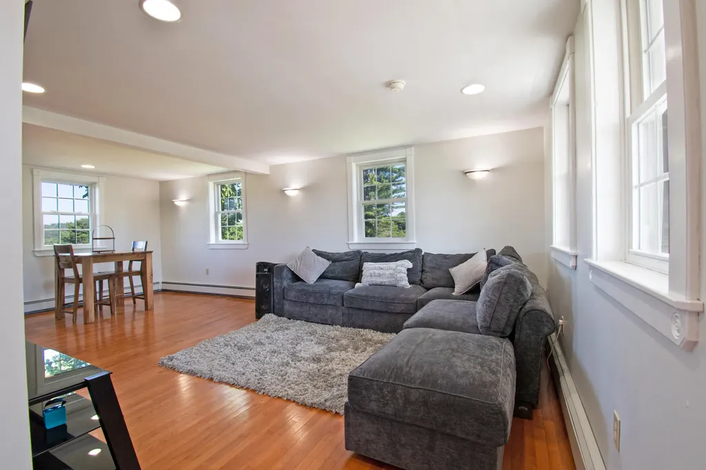 627 Main Street Monmouth ME 04259