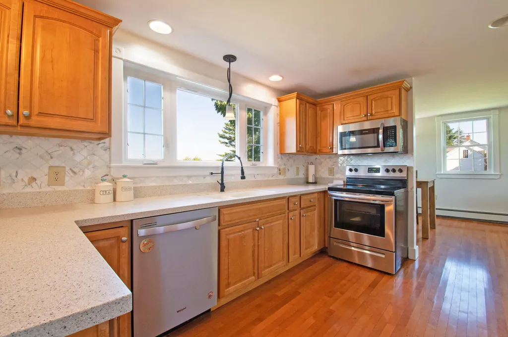 627 Main Street Monmouth ME 04259