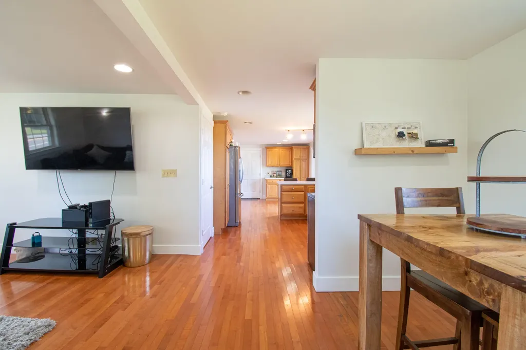 627 Main Street Monmouth ME 04259