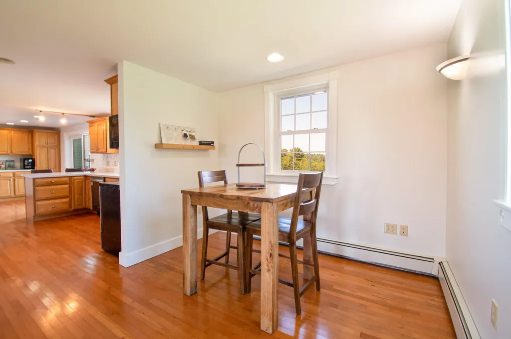 627 Main Street Monmouth ME 04259