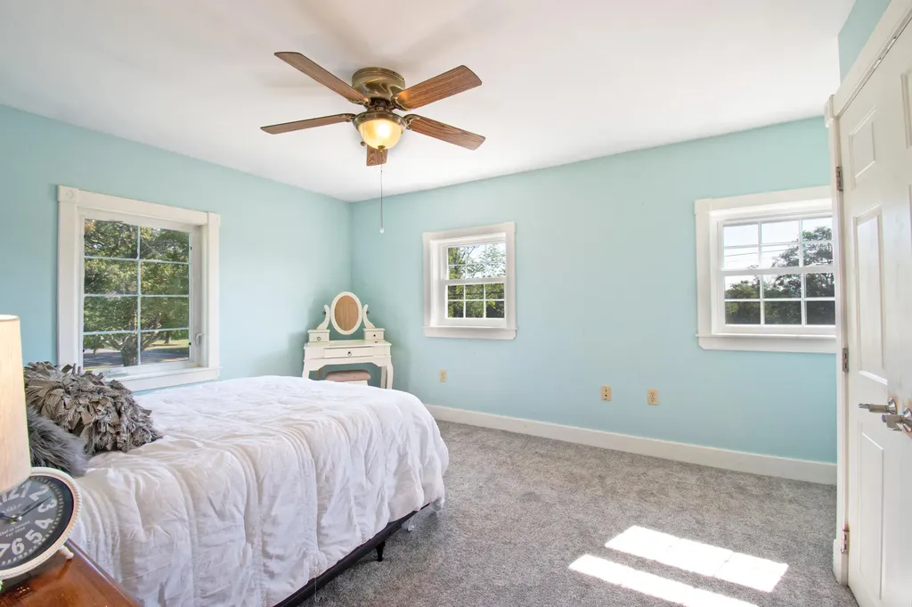 627 Main Street Monmouth ME 04259